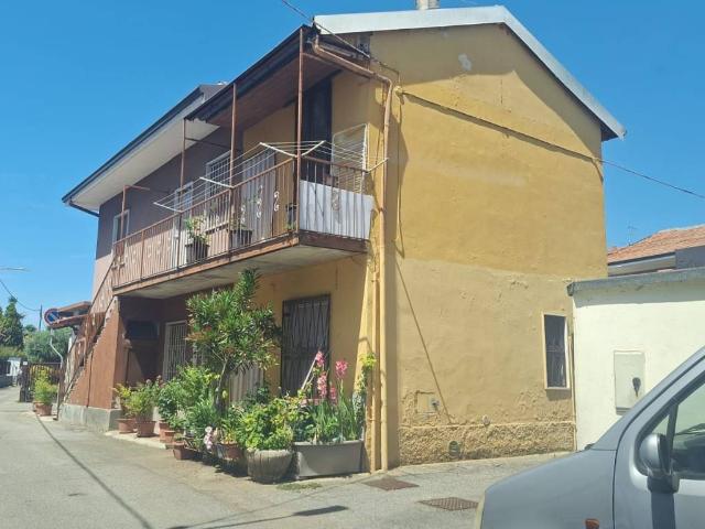 Villa Indipendente in vendita a Ponte Vecchio, Magenta