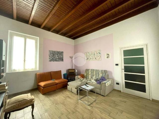 Villa Indipendente in vendita a Magenta, Lombardia