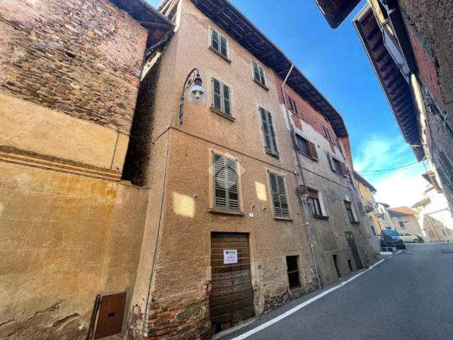 Villa Indipendente in vendita a Piemonte, Novara
