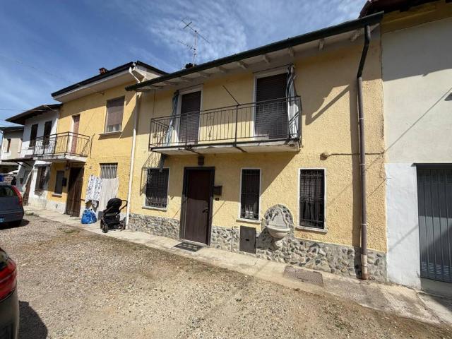Villa Indipendente in vendita a Magherno, Lombardia