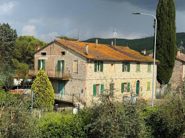 Villa Indipendente in vendita a Magione, Umbria