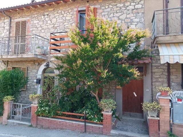 Villa Indipendente in vendita a Sant'Arcangelo, Magione