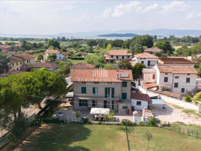 Villa Indipendente in vendita a Sant'Arcangelo, Magione
