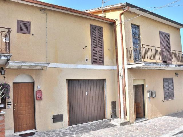 Villa Indipendente in vendita a Magione, Perugia