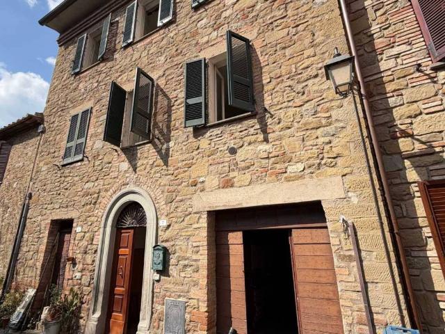 Villa Indipendente in vendita a Magione, Umbria