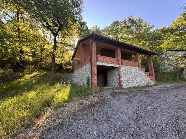 Villa Indipendente in vendita a Magione, Umbria