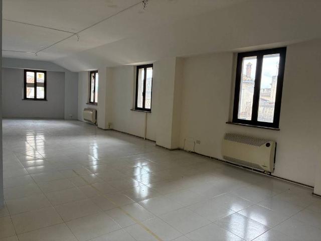 Villa Indipendente in vendita a Magione, Perugia