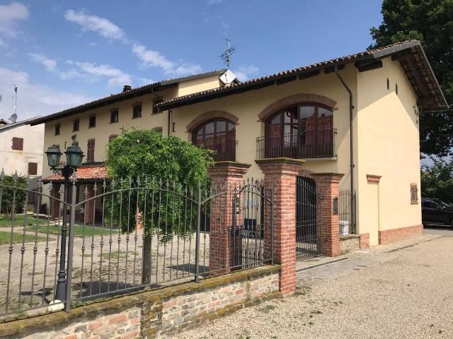 Villa Indipendente in vendita a Piemonte, Cuneo