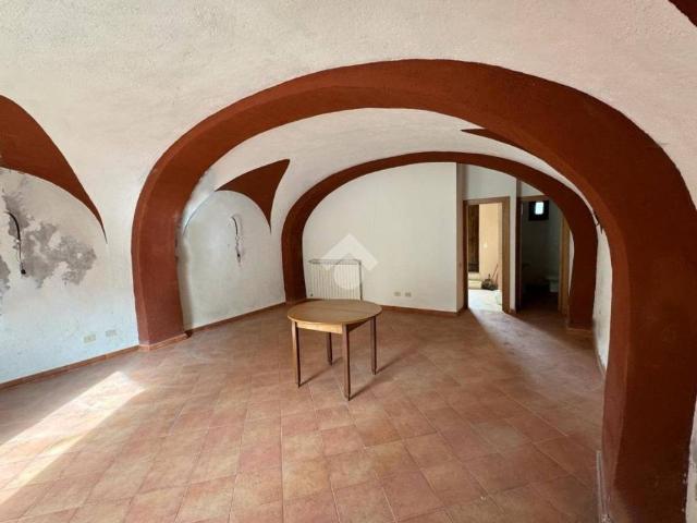 Villa Indipendente in vendita a Magliano De' Marsi, Abruzzo