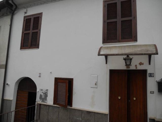 Villa Indipendente in vendita a Magliano De' Marsi, Abruzzo