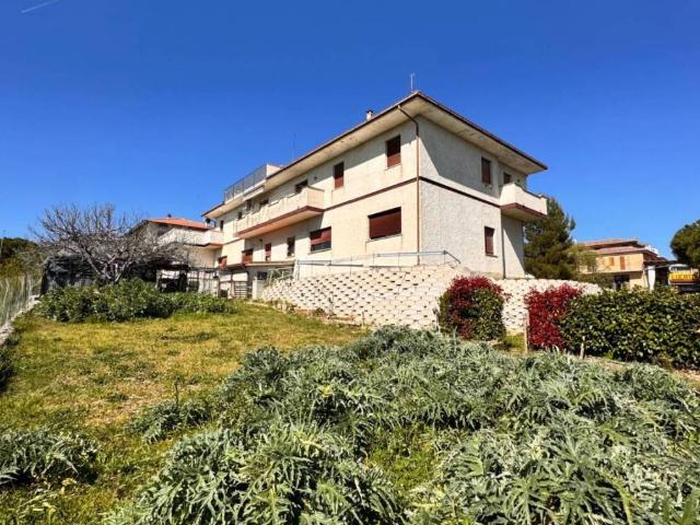 Villa Indipendente in vendita a Marche, Fermo