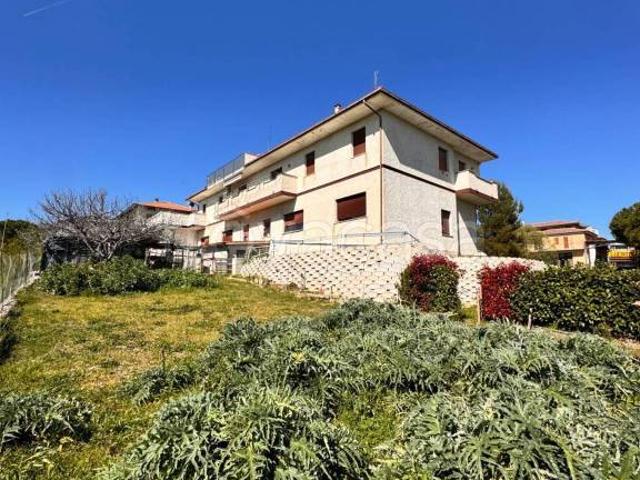 Villa Indipendente in vendita a Marche, Fermo
