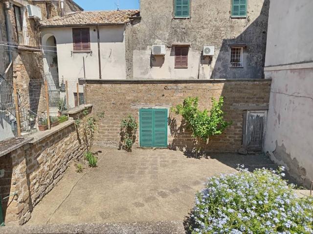 Villa Indipendente in vendita a Magliano Sabina, Lazio