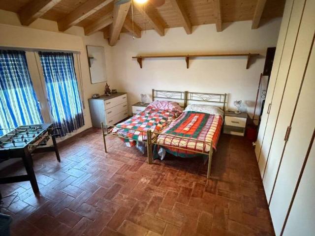 Villa Indipendente in vendita a Magnacavallo, Lombardia