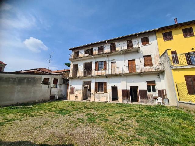 Villa Indipendente in vendita a Magnago, Lombardia