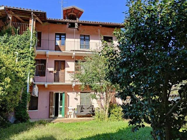 Villa Indipendente in vendita a Piemonte, Biella