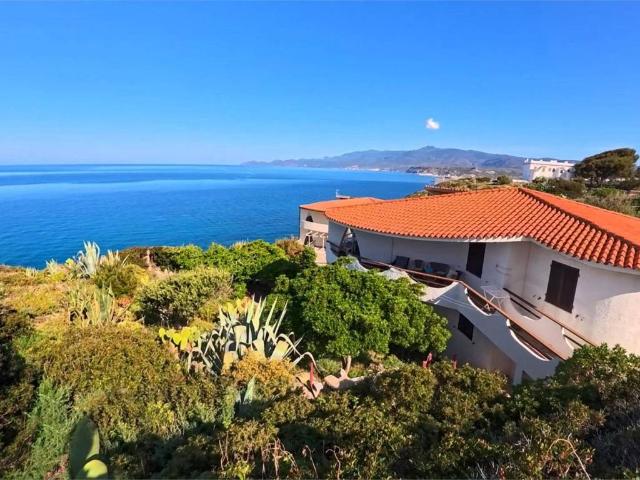 Villa Indipendente in vendita a Magomadas, Sardigna/Sardegna