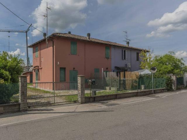 Villa Indipendente in vendita a Unione Terre di Pianura, Malalbergo
