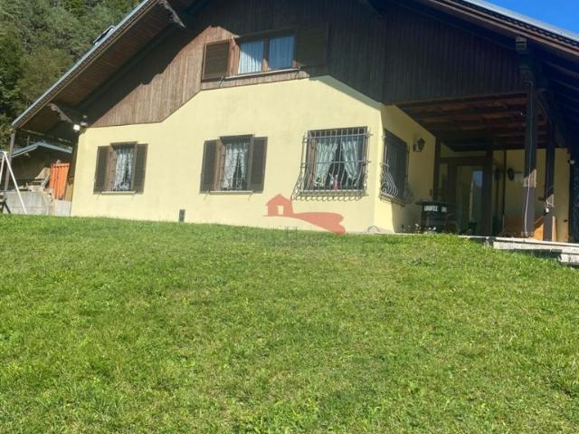 Villa Indipendente in vendita a Malborghetto / Malborgeth / Naborjet / Malborghet, Malborghetto-Valbruna / Naborjet-Ovčja Vas / Malborgeth-Wolfsbach / Malborghet e Valbrune