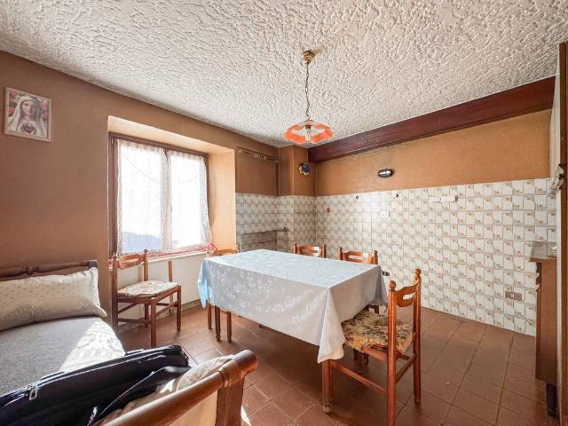 Villa Indipendente in vendita a Comunità della Valle di Sole, Malè