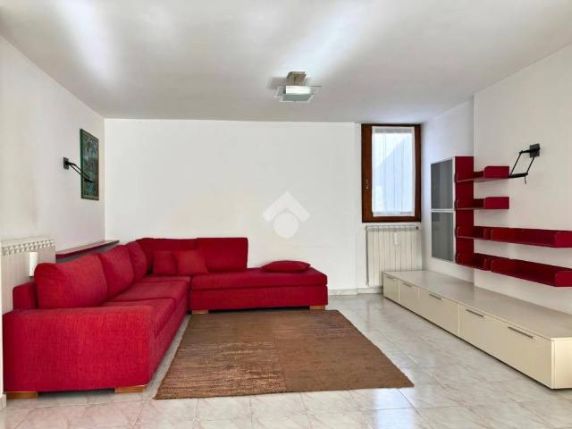 Villa Indipendente in vendita a Comunità montana della valle Camonica, Malegno