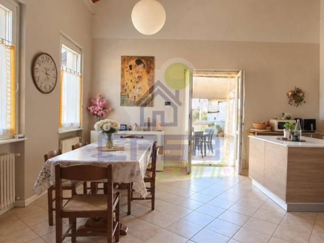 Villa Indipendente in vendita a Maleo, Lodi