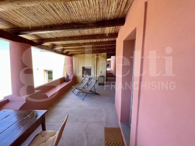 Villa Indipendente in vendita a Malfa, Sicilia