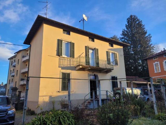 Villa Indipendente in vendita a Baraggia, Malnate