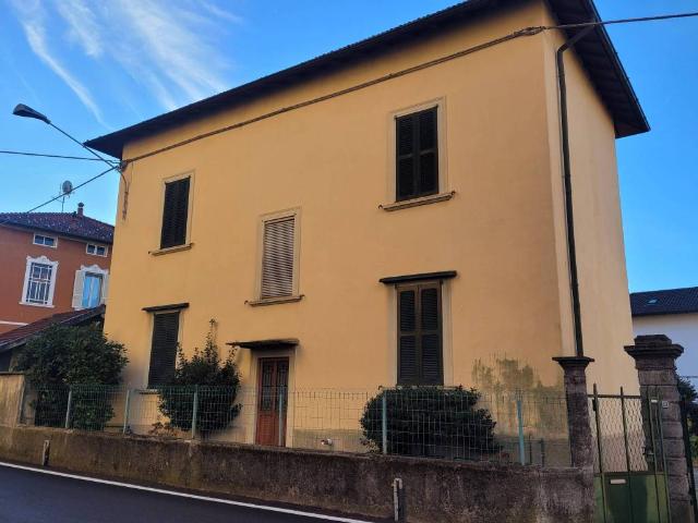 Villa Indipendente in vendita a Baraggia, Malnate