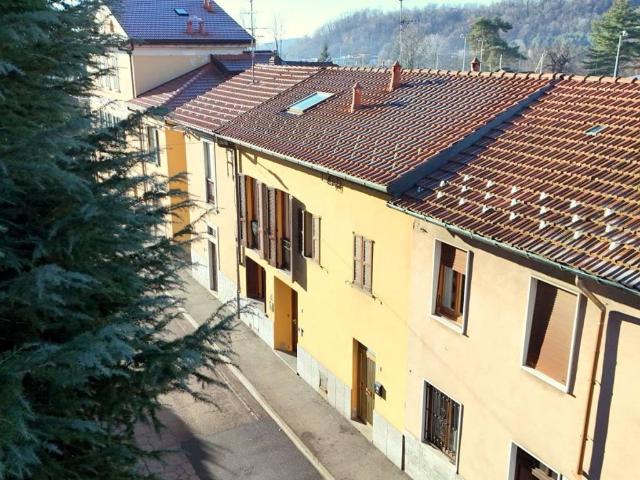 Villa Indipendente in vendita a Gurone, Malnate