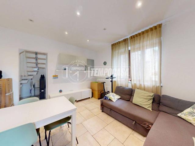 Villa Indipendente in vendita a Gurone, Malnate