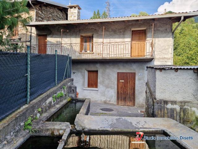 Villa Indipendente in vendita a Comunità montana della valle Camonica, Malonno