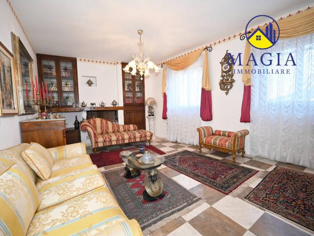Villa Indipendente in vendita a Marche, Ascoli Piceno