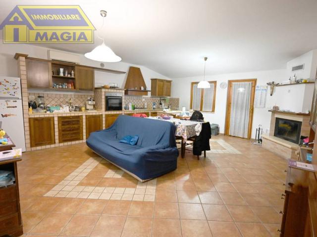 Villa Indipendente in vendita a Marche, Ascoli Piceno