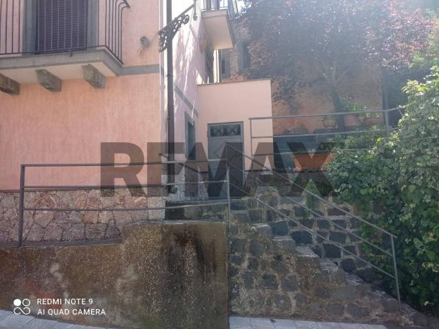 Villa Indipendente in vendita a Malvagna, Sicilia