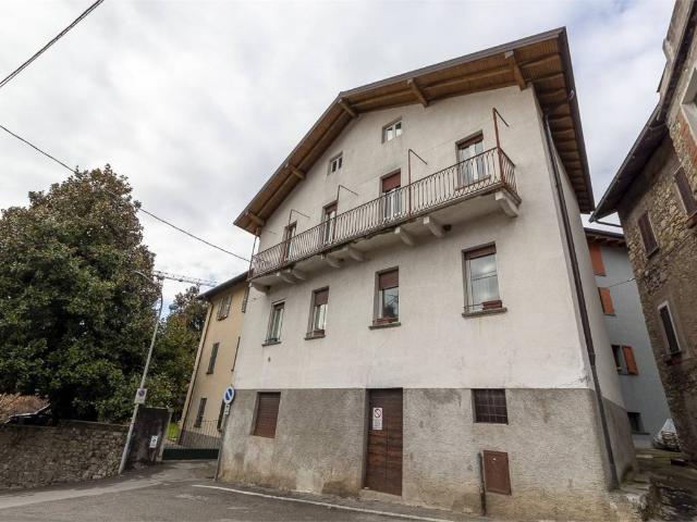 Villa Indipendente in vendita a Somana, Mandello Del Lario