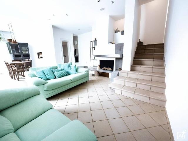 Villa Indipendente in vendita a Manduria, Taranto