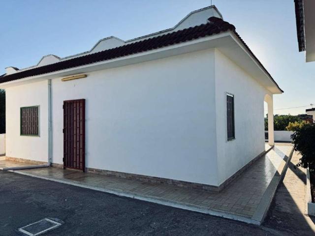 Villa Indipendente in vendita a San Pietro in Bevagna, Manduria