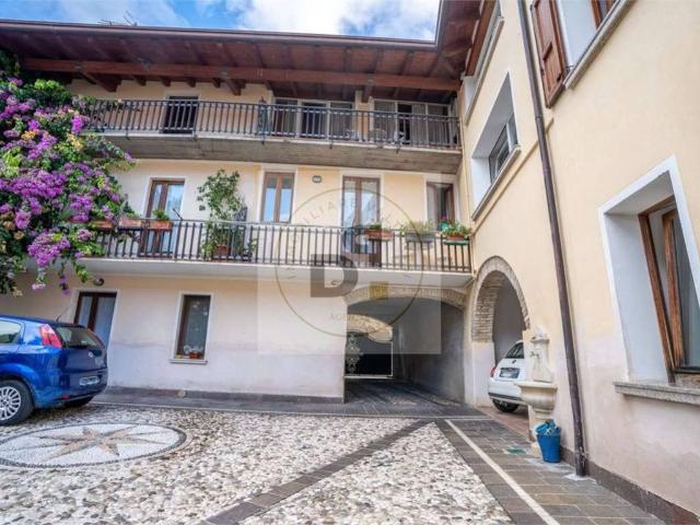 Villa Indipendente in vendita a Borgo Felice, Manerba del Garda