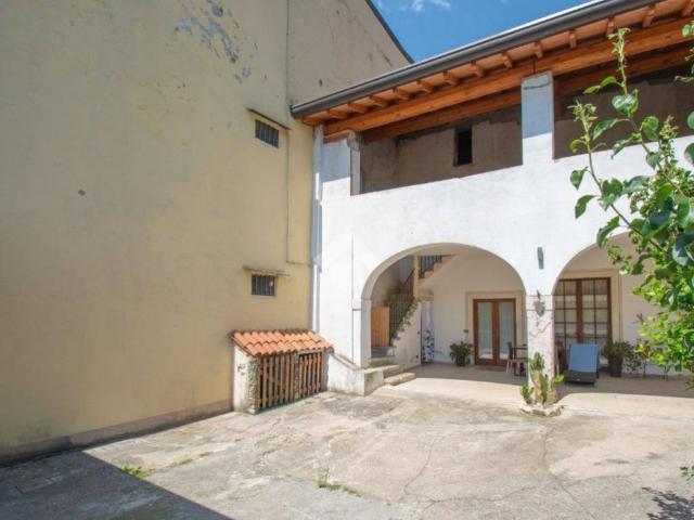 Villa Indipendente in vendita a Montinelle, Manerba Del Garda