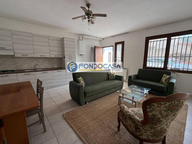 Villa Indipendente in vendita a Gardoncino, Manerba Del Garda