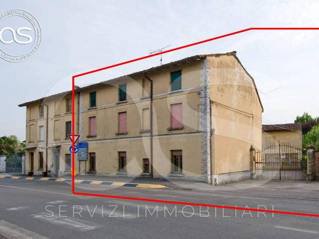 Villa Indipendente in vendita a Manerbio, Lombardia
