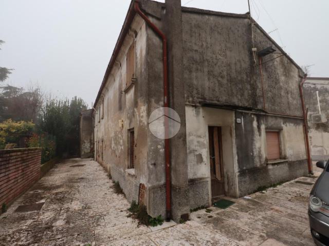 Villa Indipendente in vendita a San Giorgio Di Mantova, Lombardia