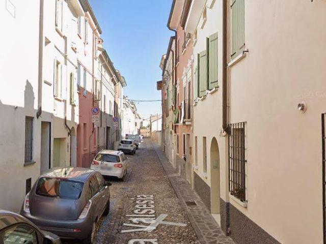 Villa Indipendente in vendita a Fiera-Catena, San Giorgio Di Mantova