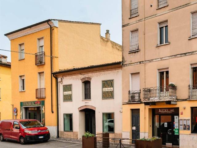 Villa Indipendente in vendita a Fiera-Catena, San Giorgio Di Mantova