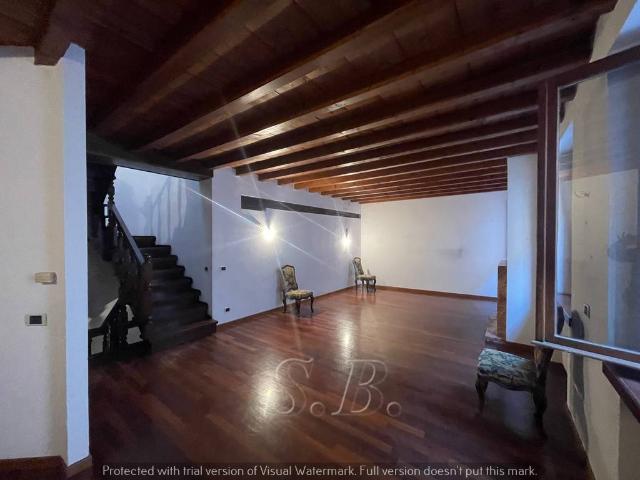 Villa Indipendente in vendita a Fiera-Catena, San Giorgio Di Mantova