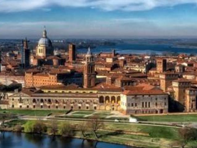 Villa Indipendente in vendita a Valletta Paiolo, San Giorgio Di Mantova