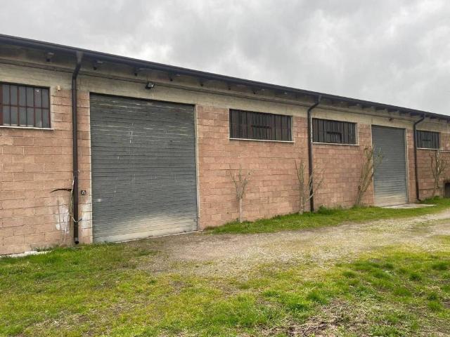 Villa Indipendente in vendita a Dosso del Corso, San Giorgio Di Mantova