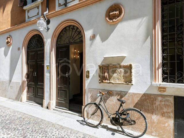 Villa Indipendente in vendita a Fiera-Catena, San Giorgio Di Mantova
