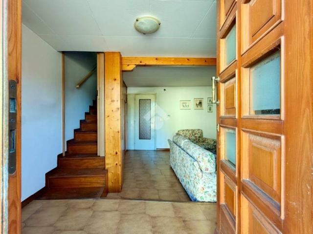 Villa Indipendente in vendita a Case / Scjasis, Manzano / Manzan